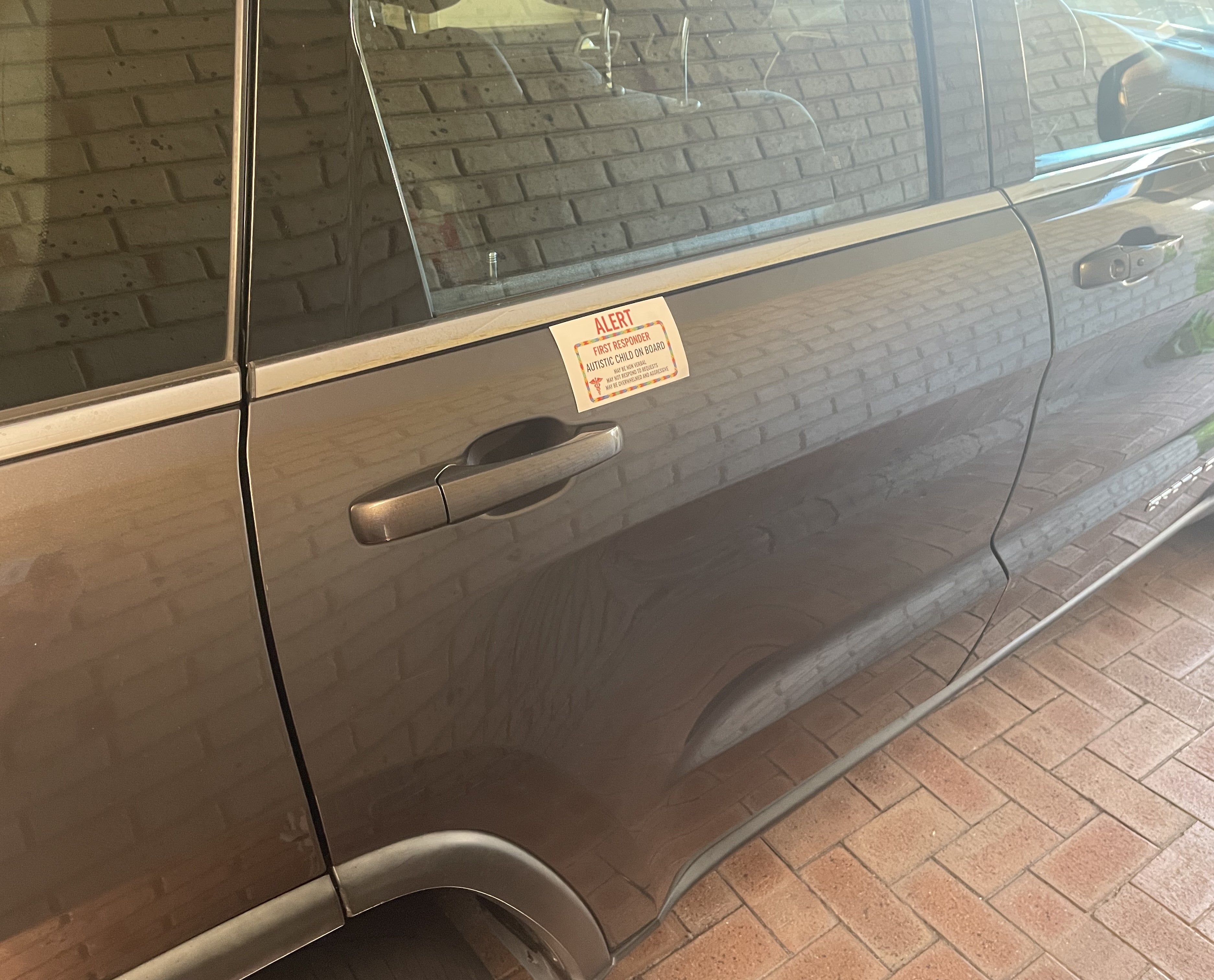 Alert First Responder - Autistic Child On Board car sticker
